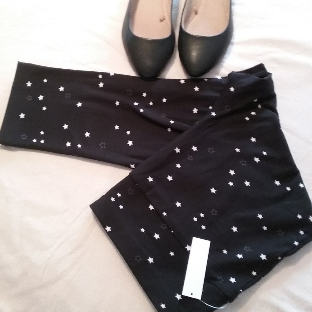 Brand new women's high-rise plus size black and white leggings capris size 1X